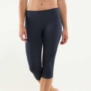 Lululemon In The Flow Crop ll Legging Heathered Deep Coal Gray Sz6
